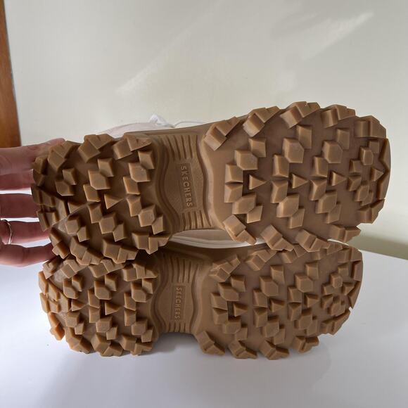 Skechers Shoes Womens Size 8.5 White Canvas High Top Lug Gum Sole Chunky 177243 - Picture 8 of 10